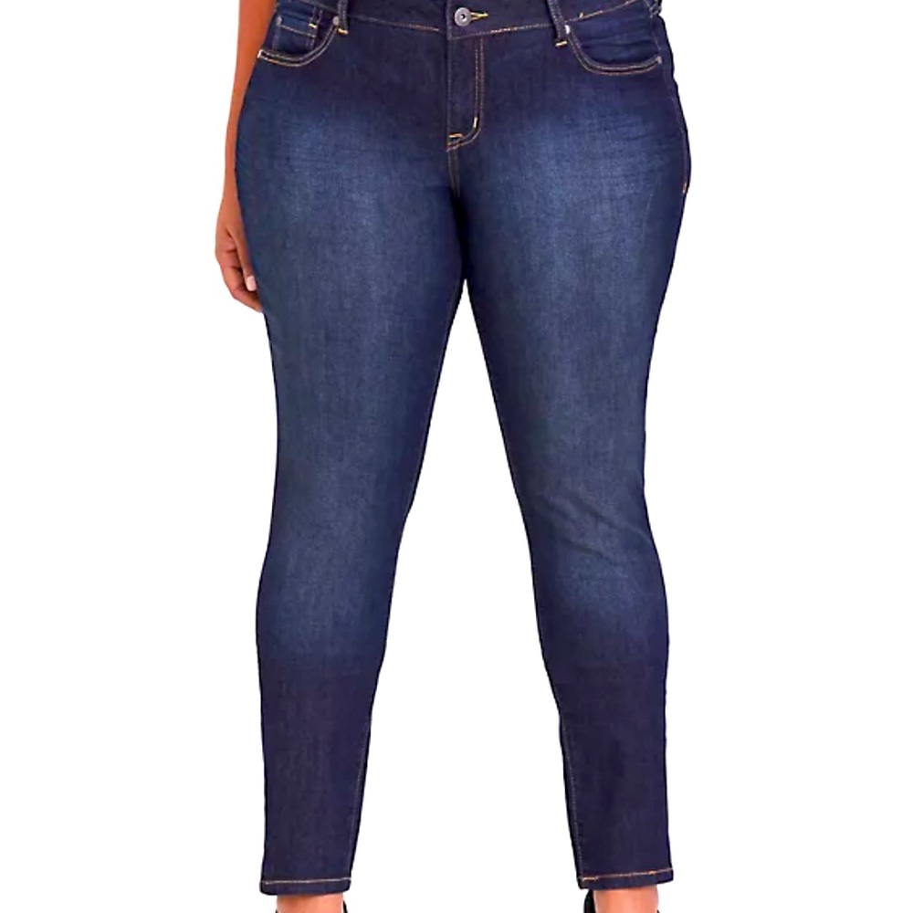 TORRID BLUE SUPER STRETCH HIGH-RISE STRAIGHT JEANS Size 12s